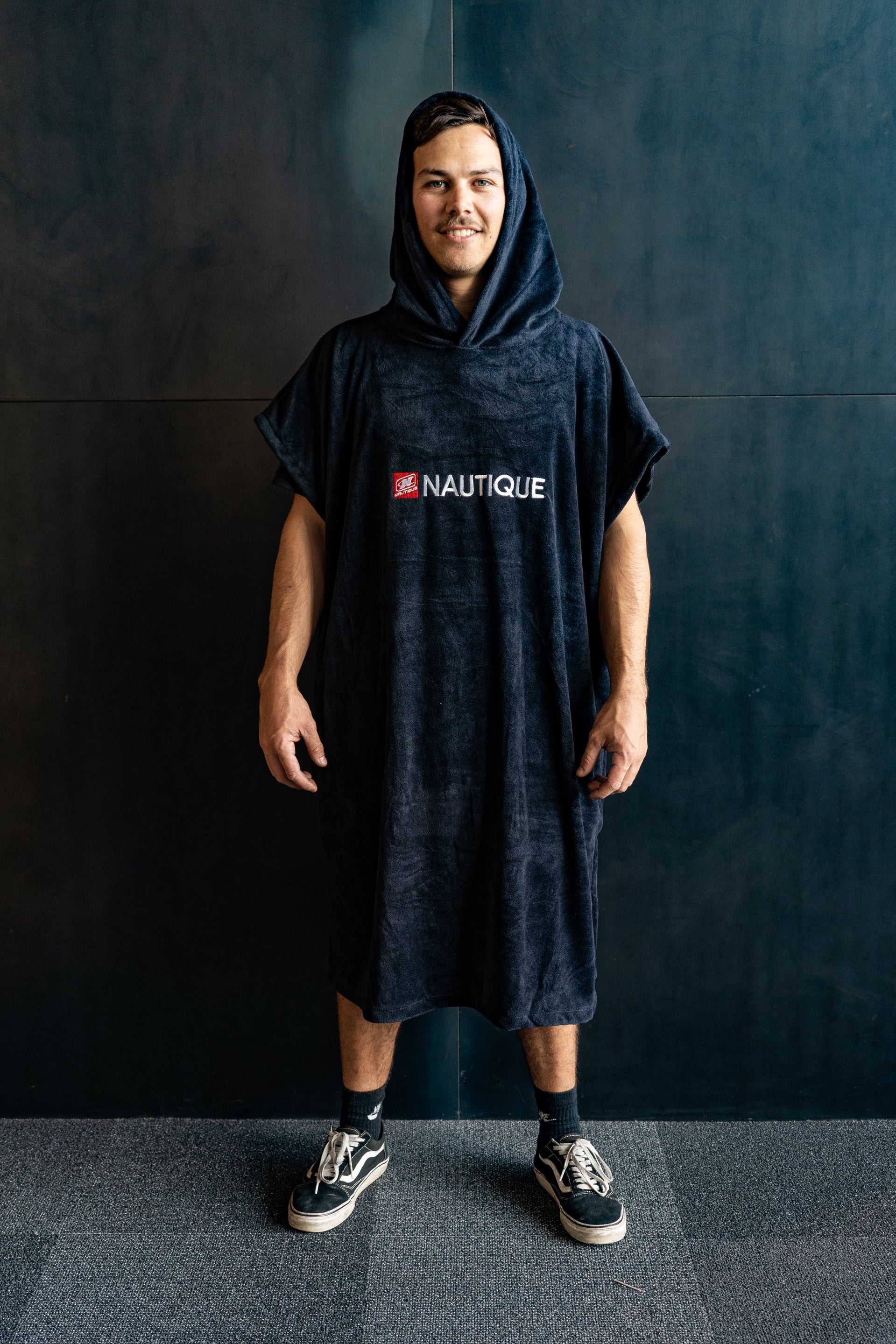 Nautique Towel Poncho Black 2020