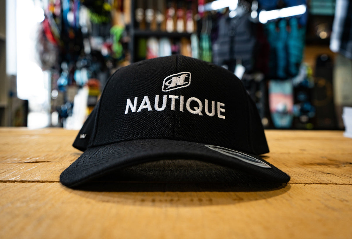 Nautique Curved Peak Cap