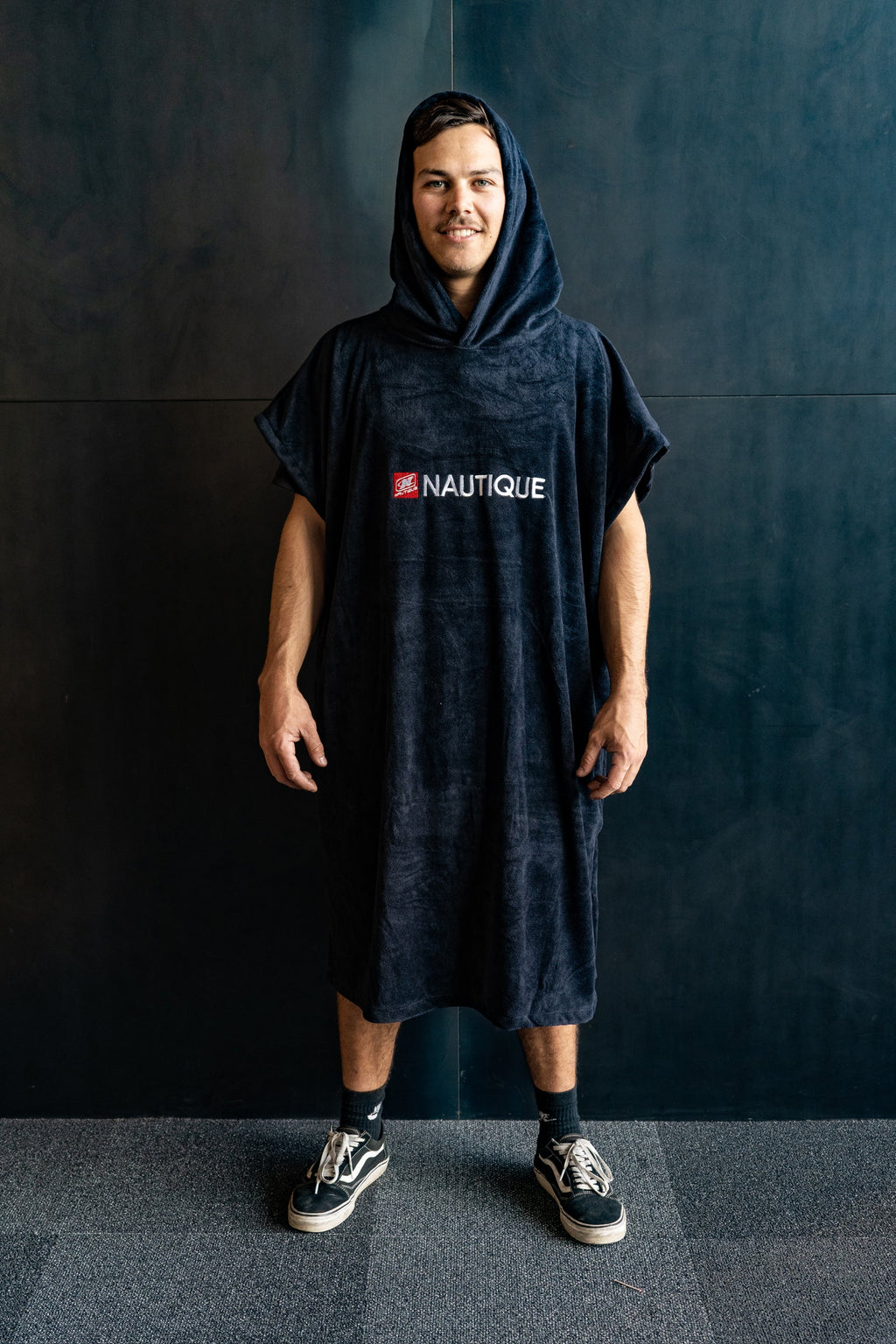 Nautique Towel Poncho Black 2020