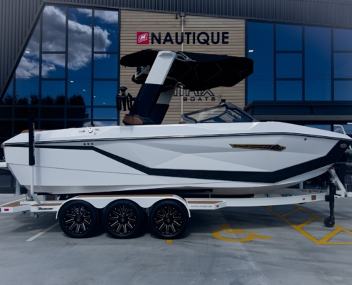 Super Air Nautique G23