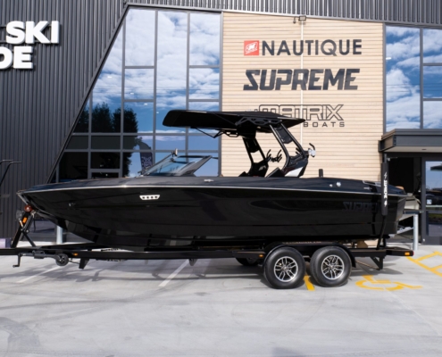 Supreme S220